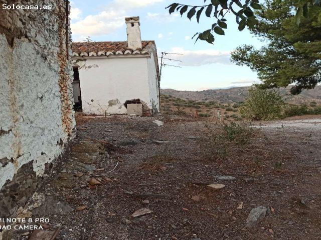 Casa en venta en Moclinejo