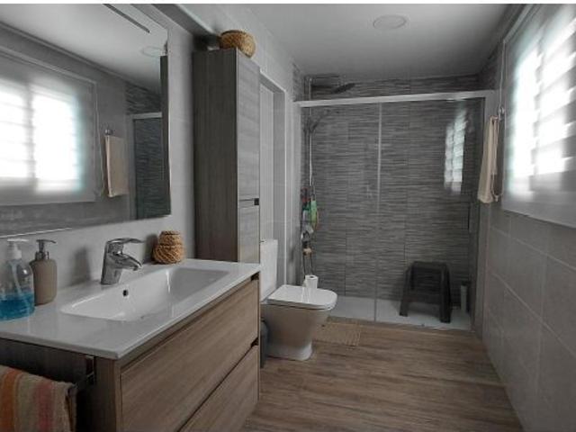 Casa en venta en l'Alt Vinalopó / El Alto Vinalopó, Valencia