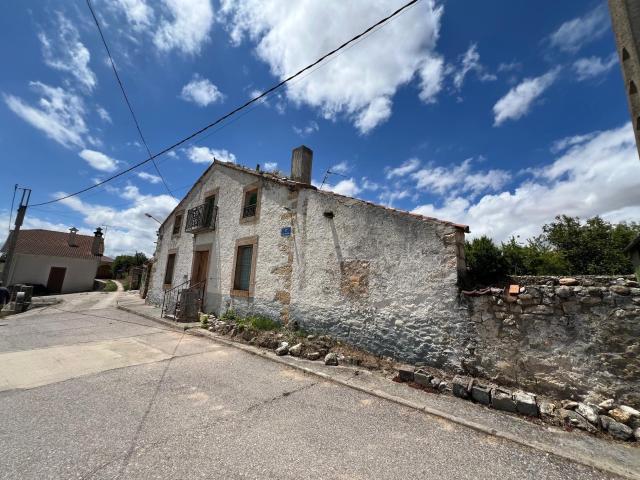 Casa en venta en Santa Marta Del Cerro, Ochavo de Prádena