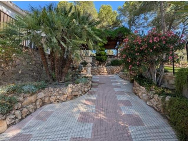 Casa en venta en l'Alt Vinalopó / El Alto Vinalopó, Valencia