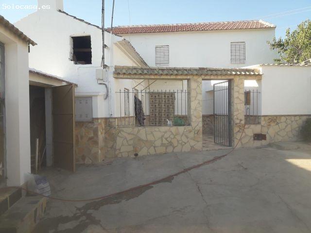 Casa en venta en Iznájar, Andalucía