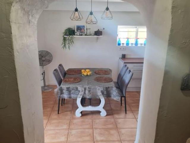 Casa en venta en Iznájar, Andalucía