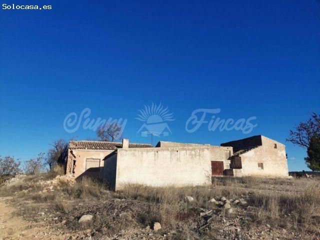 Casa en venta en l'Alt Vinalopó / El Alto Vinalopó, Valencia