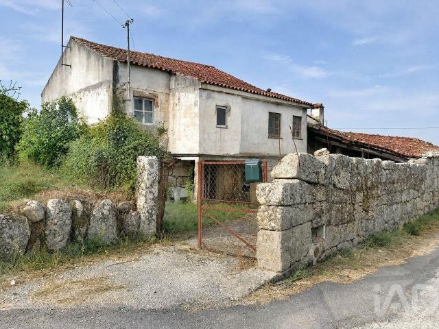 Casa venda em Oliveira do Hospital, Oliveira do Hospital e São Paio de Gramaços