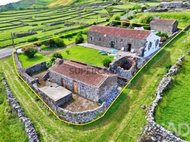 Casa venda em Guadalupe, Santa Cruz da Graciosa