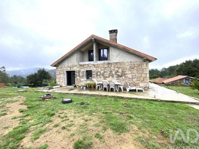 Casa venda em Cruz, Vila Nova de Cerveira