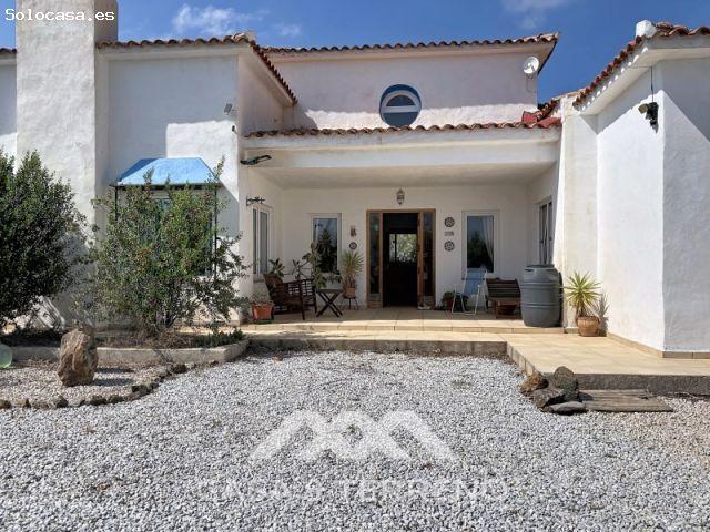 Casa en venta en La Axarquía, Andalucía