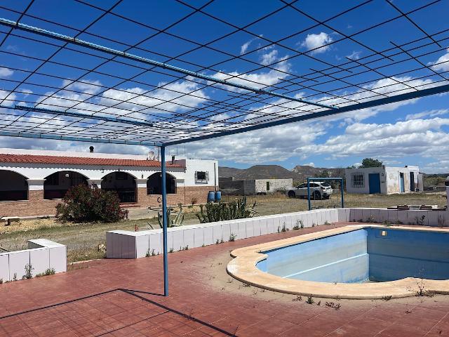 Casa en venta en Tabernas, Andalucía