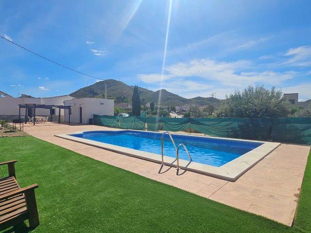 Casa en venta en Lubrín, Almería