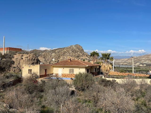 Casa en venta en Paulenca, Gádor