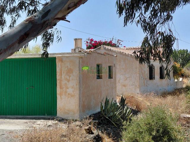 Casa en venta en Real Bajo, La Axarquía