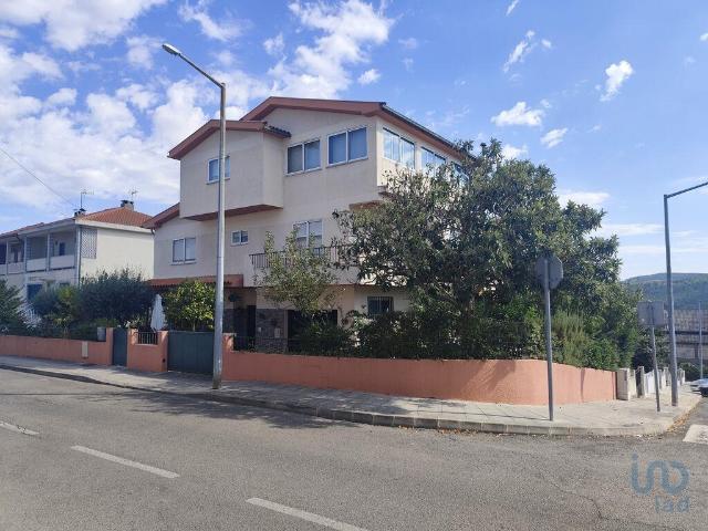 Casa venda em Mogadouro, Bragança