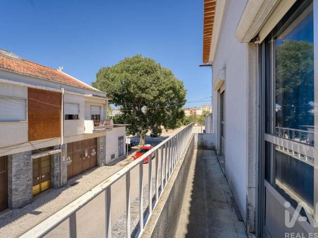 Vivenda venda em Tomar (São João Baptista) e Santa Maria dos Olivais, Tomar