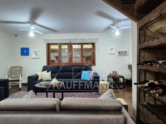 Casa venda em Região Imediata de Caraguatatuba-Ubatuba-São Sebastião, Região Metropolitana do Vale do Paraíba e Litoral Norte