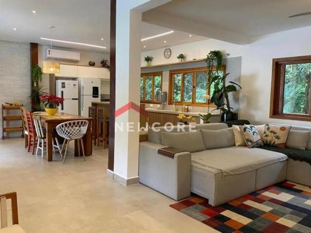 Casa venda em Região Imediata de Caraguatatuba-Ubatuba-São Sebastião, Região Metropolitana do Vale do Paraíba e Litoral Norte
