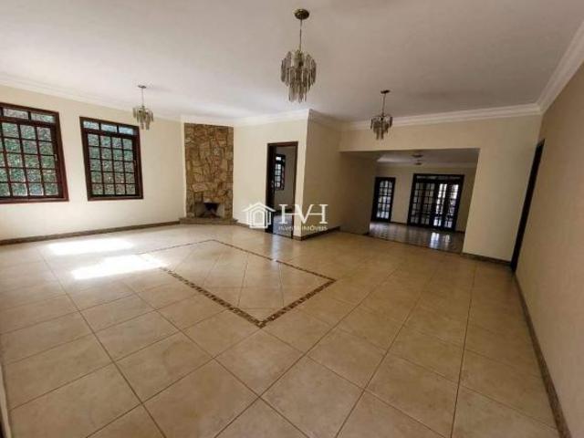 Casa venda em Dores de Guanhães, Região Geográfica Intermediária de Governador Valadares
