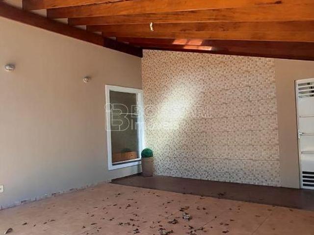 Casa venda em Região Imediata de Araraquara, Araraquara