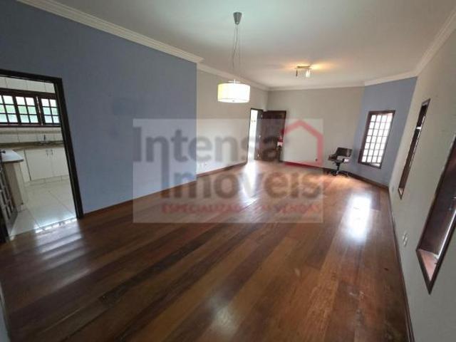 Casa venda em Região Imediata de Taubaté-Pindamonhangaba, Região Metropolitana do Vale do Paraíba e Litoral Norte