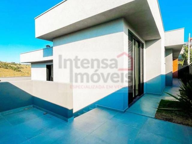 Casa venda em Região Imediata de Taubaté-Pindamonhangaba, Região Metropolitana do Vale do Paraíba e Litoral Norte