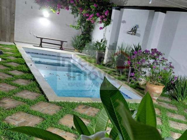 Casa venda em Região Imediata de Taubaté-Pindamonhangaba, Região Metropolitana do Vale do Paraíba e Litoral Norte