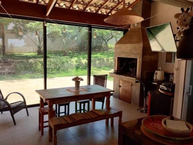 Casa venda em Dores de Guanhães, Região Geográfica Intermediária de Governador Valadares