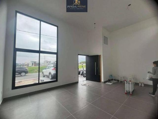 Casa venda em Região Imediata de Taubaté-Pindamonhangaba, Região Metropolitana do Vale do Paraíba e Litoral Norte