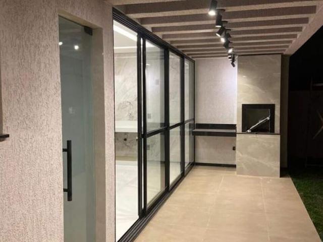 Casa venda em Dores de Guanhães, Região Geográfica Intermediária de Governador Valadares