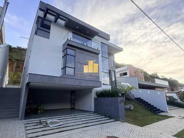 Casa venda em Região Geográfica Imediata de Juiz de Fora, Juiz de Fora