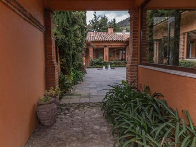 Casa de descanso en Huxquilucan: naturaleza, confort y amplitud