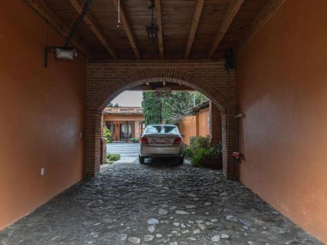 Casa de descanso en Huxquilucan: naturaleza, confort y amplitud