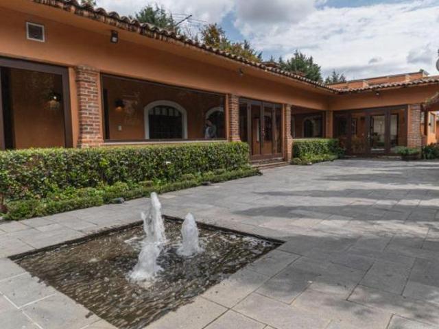 Casa de descanso en Huxquilucan: naturaleza, confort y amplitud
