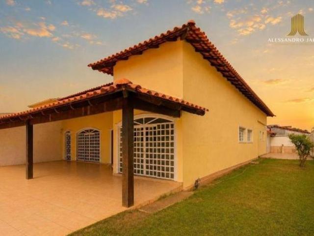 Casa venda em Região Geográfica Imediata do Distrito Federal, Região Integrada de Desenvolvimento do Distrito Federal e Entorno