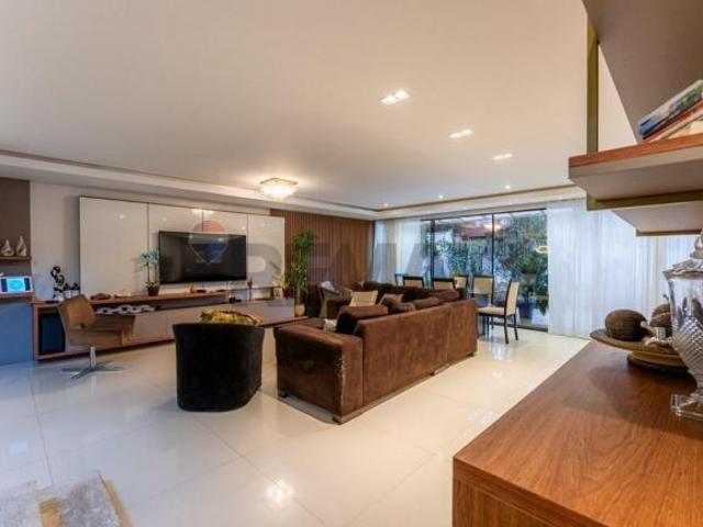 Casa venda em HIGS 707, Plano Piloto