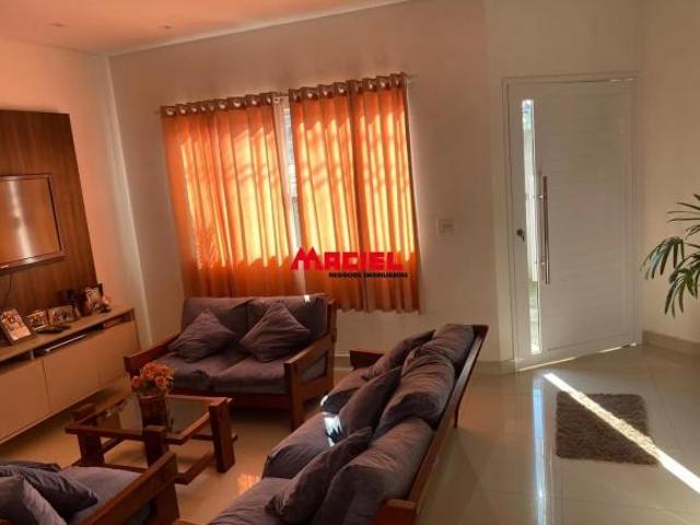 Casa venda em Região Imediata de São José dos Campos, Região Metropolitana do Vale do Paraíba e Litoral Norte