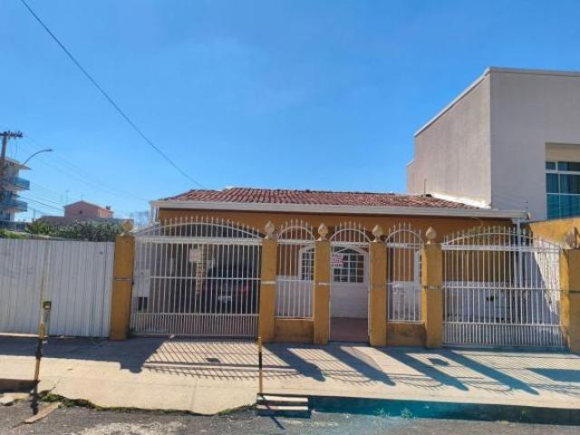 Casa venda em Região Geográfica Imediata do Distrito Federal, Região Integrada de Desenvolvimento do Distrito Federal e Entorno