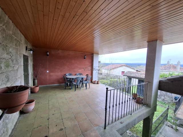 Casa en venta en Amoeiro, Souto