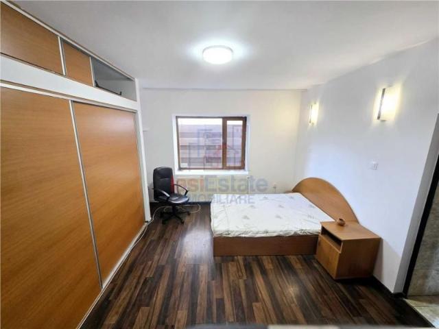 Casă închirieri în C.U.G., Iași