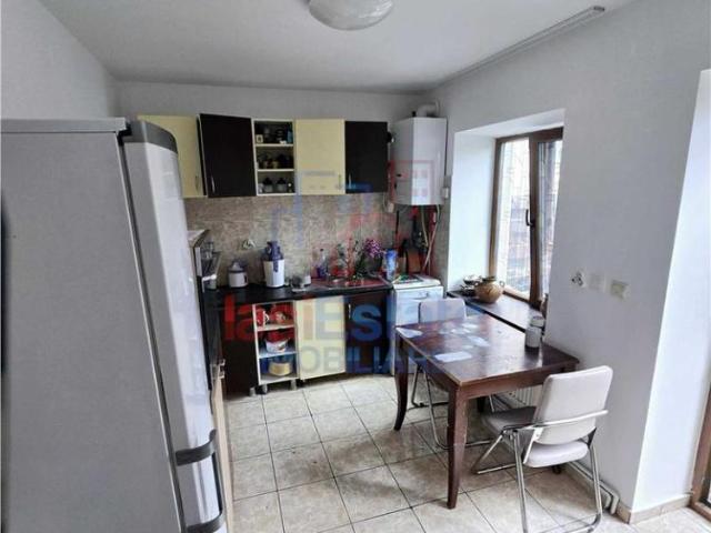 Casă închirieri în C.U.G., Iași