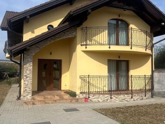 Casă închirieri în Brașov