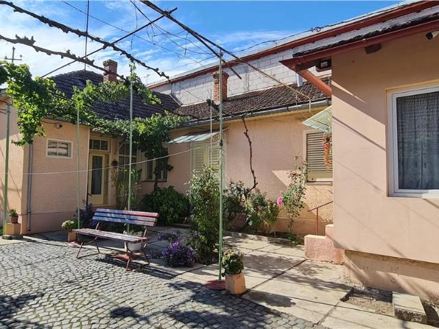 Casă închirieri