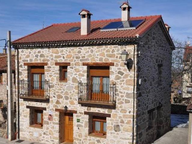 Casa en alquiler en Navafría, Castilla y León