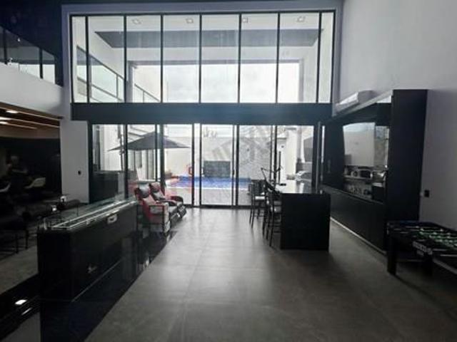 CASA DE LUJO AL NORTE DE SALTILLO EN VENTA