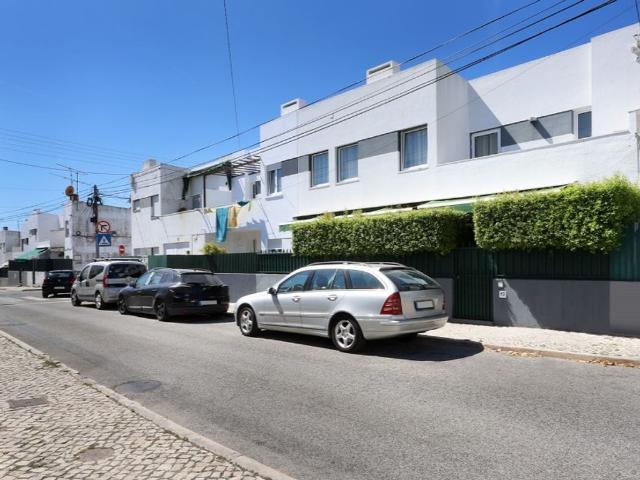 Casa venda em Núcleo Urbano Histórico de Algés, Oeiras