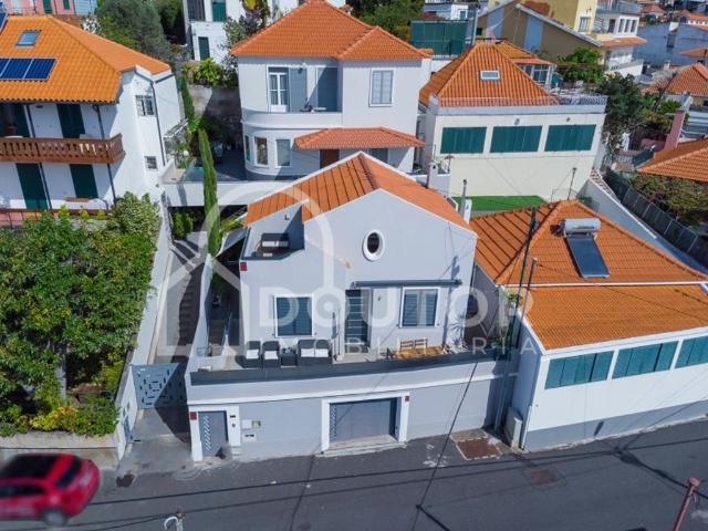 Casa venda em Zona Velha, Funchal