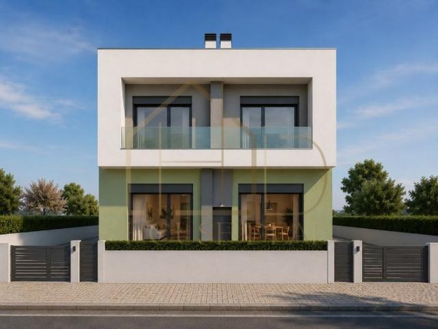 Casa venda em Fernão Ferro, Seixal