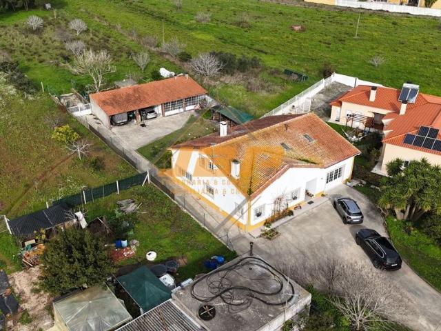 Solar venda em Alcobaça, Leiria