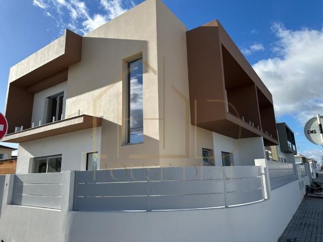Casa venda em Seixal, Fernão Ferro