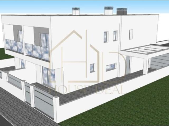 Casa venda em Fernão Ferro, Seixal