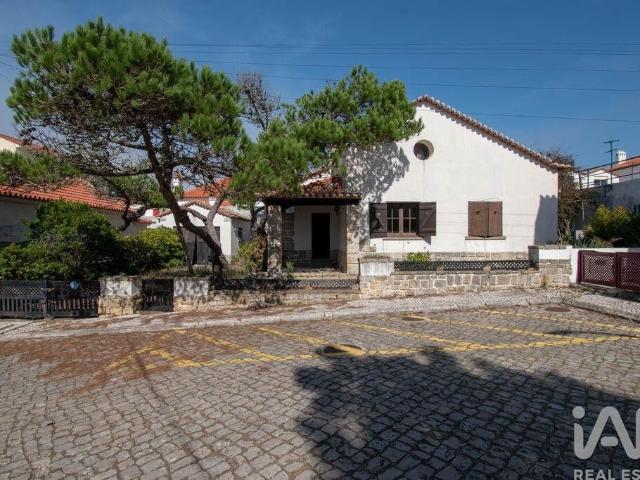 Casa venda em Marinha Grande, Leiria