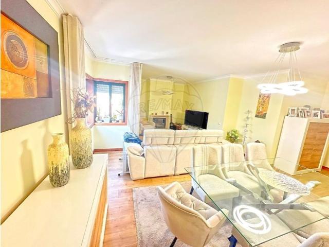 Casa venda em Maia, Gueifães